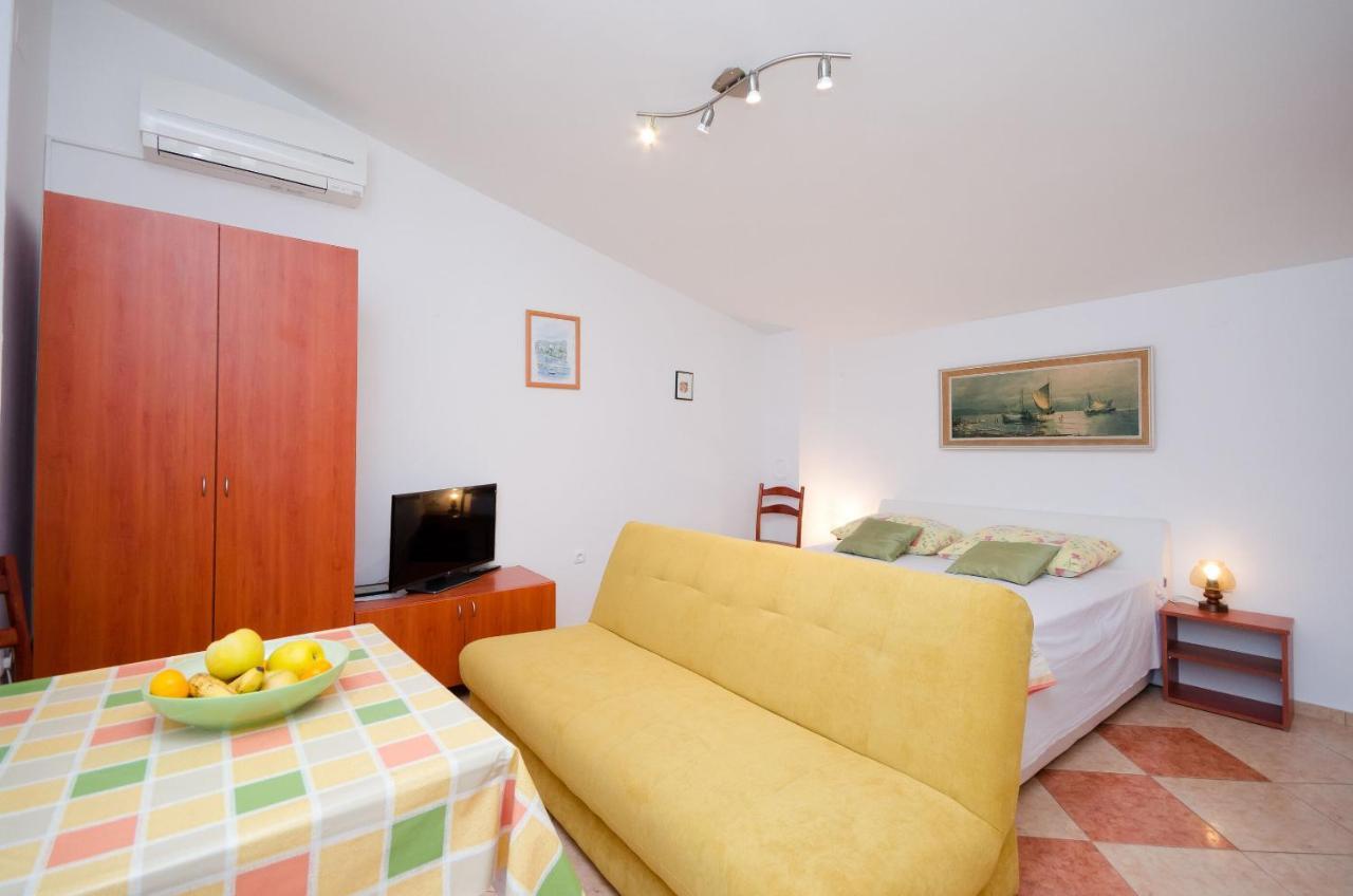 Apartments Jasminka セルツェ エクステリア 写真