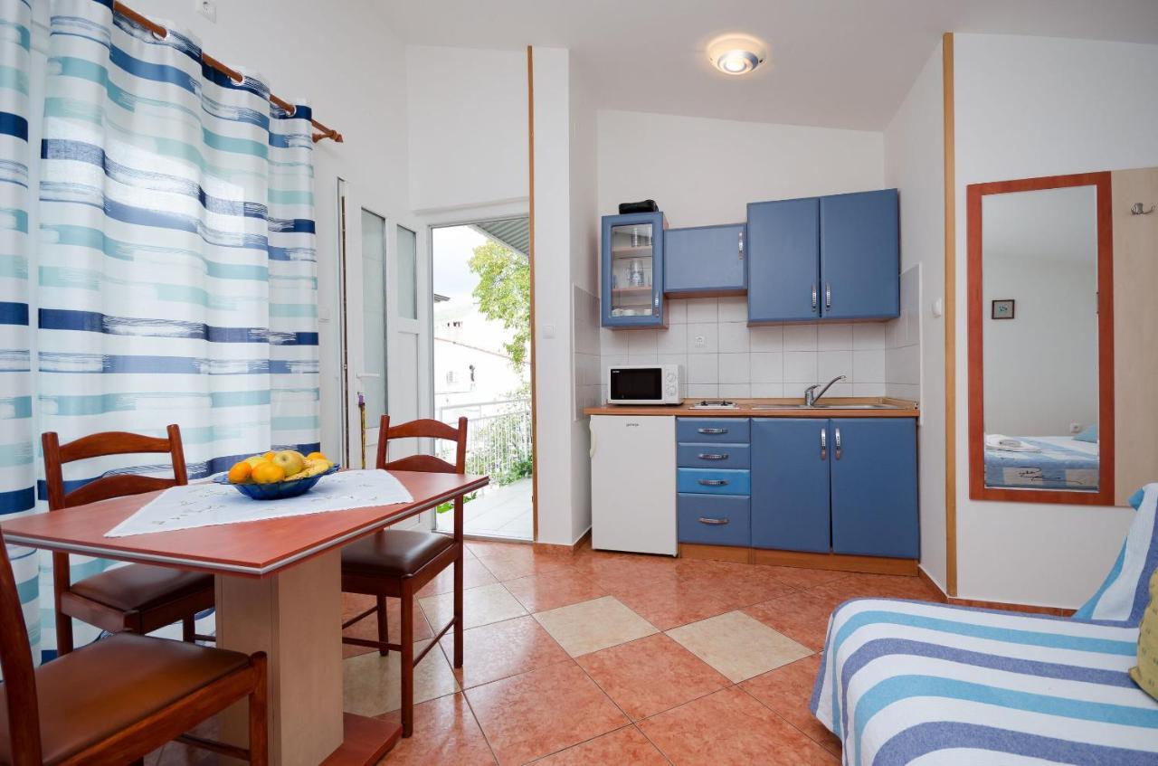 Apartments Jasminka セルツェ エクステリア 写真
