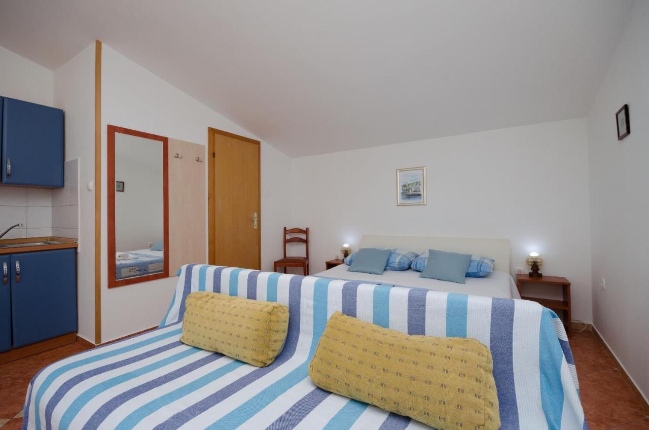 Apartments Jasminka セルツェ エクステリア 写真